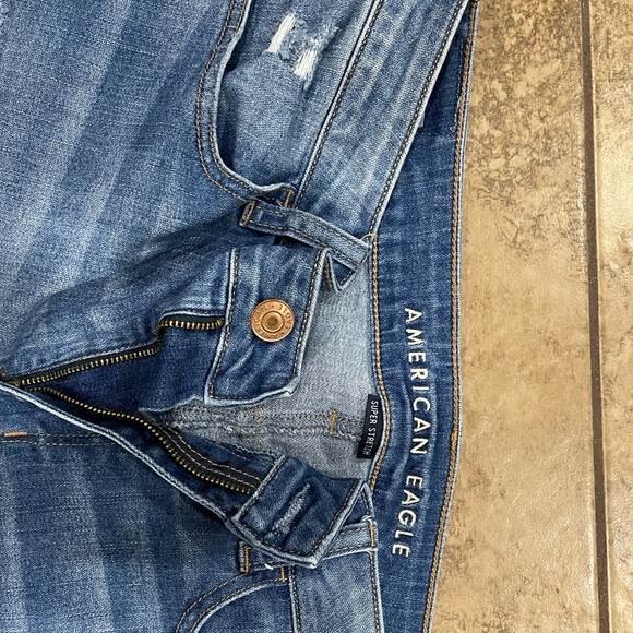 Women’s American eagle patched jeans size 14 long - Picture 9 of 12